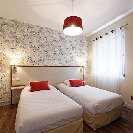 Contact Hotel Du Commerce Et Son Restaurant Cote A Cote Autun ภายนอก รูปภาพ